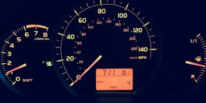Revisar el coche según kilometraje